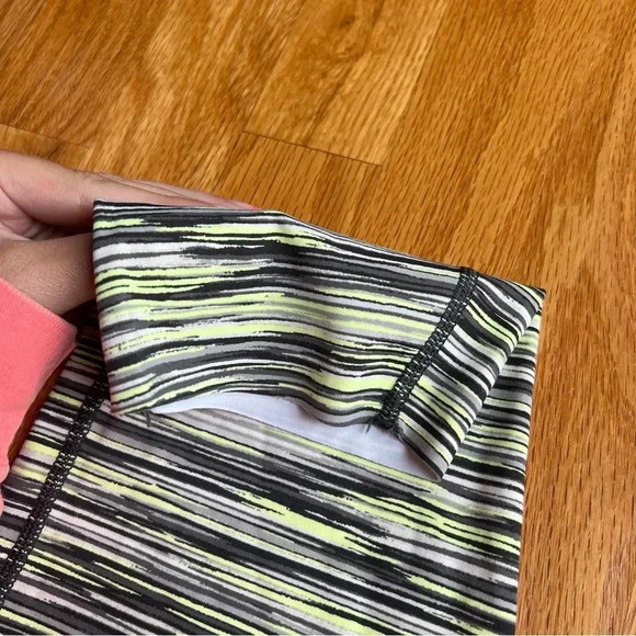 👟2/$20👟AERIE Chill Play Move 7/8 Leggings Spacedye Green/Gray XL - Picture 2 of 8